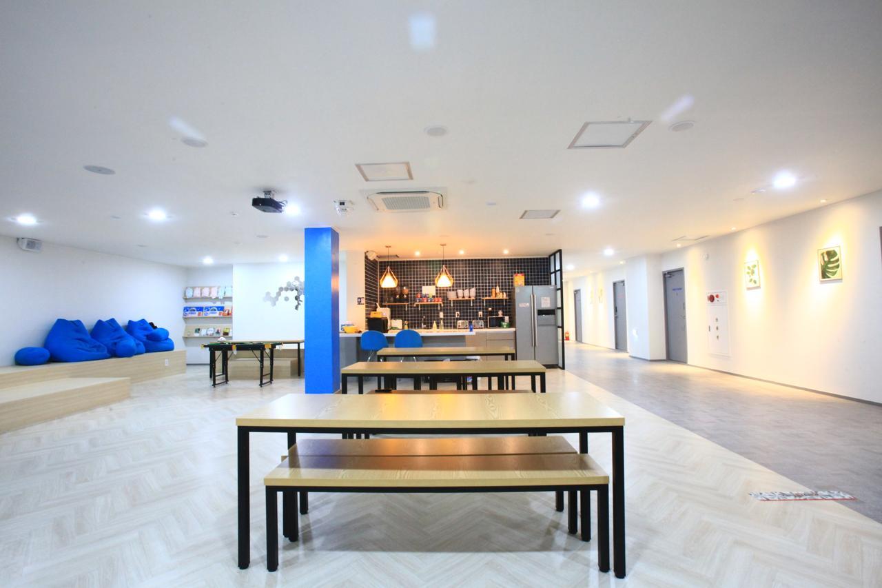 The Blue Guesthouse Busan Exterior photo