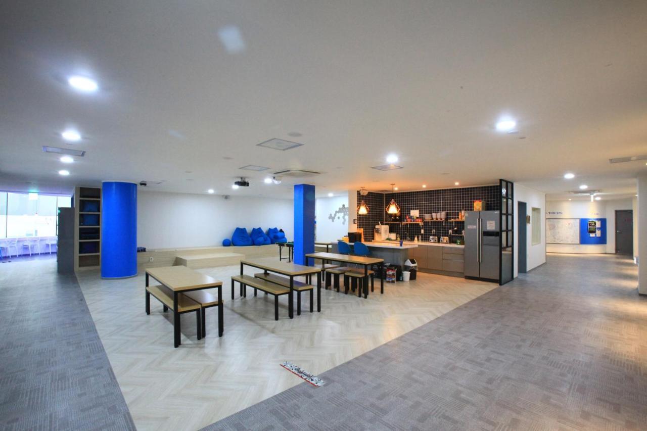 The Blue Guesthouse Busan Exterior photo